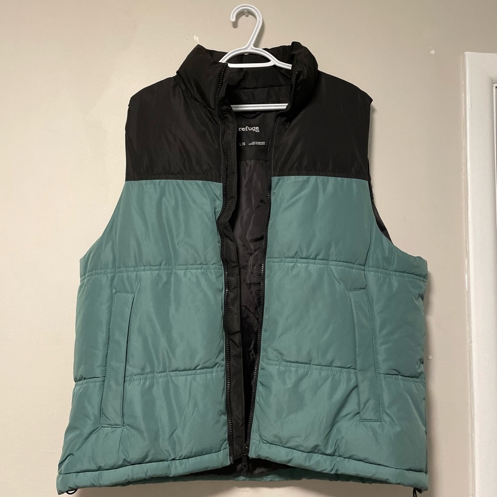 REFUGE VEST SIZE L